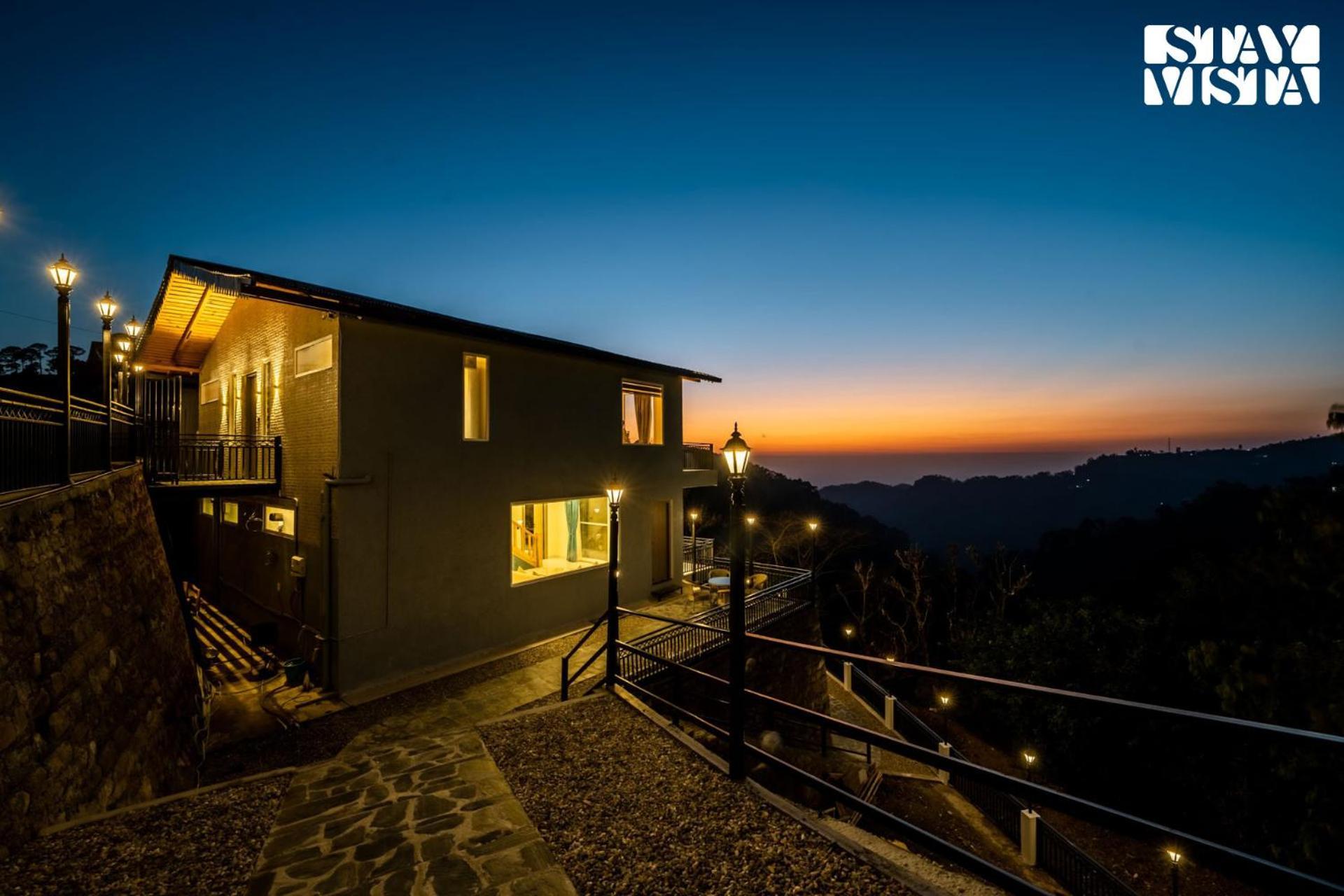 Stayvista At Sunset Springs With Pool & Views Nainital Bagian luar foto